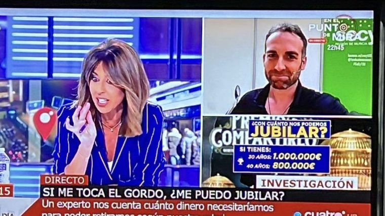 Intervención de Santi García Cremades en Cuatro, en pantalla dividida con la presentadora