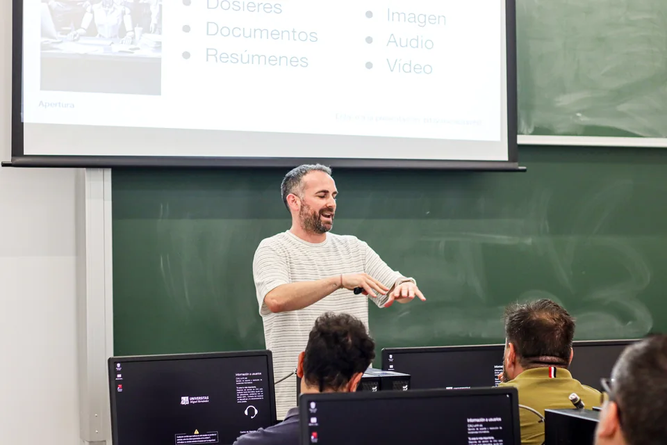 Actividad de explicación y trabajo matemático en el aula